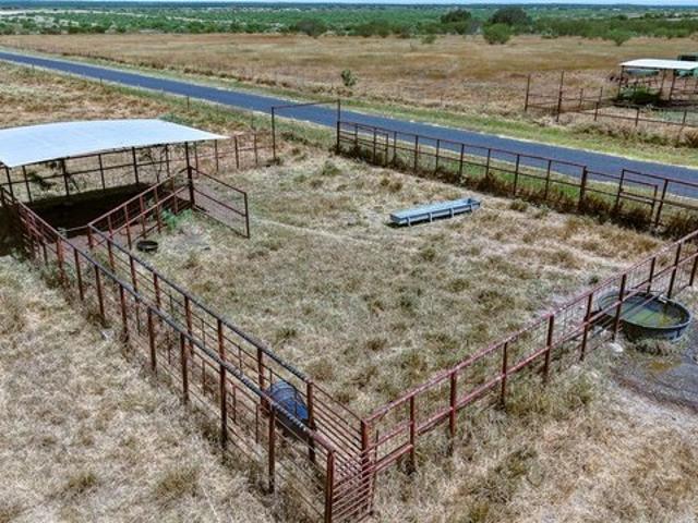 Farm for sale in Three Rivers, Texas