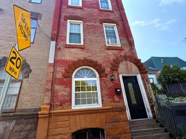 Townhouse for sale in Philadelphia, Pennsylvania