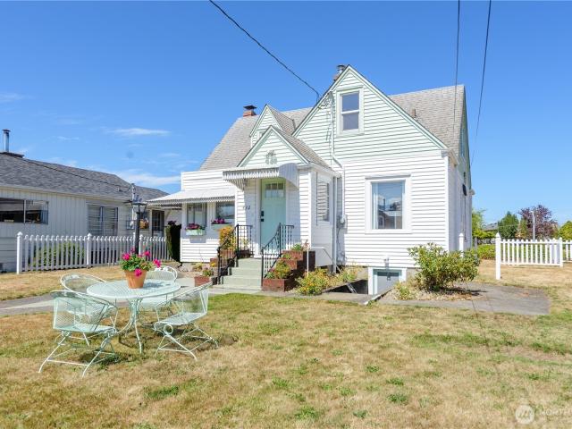 House for sale in Port Angeles, Washington