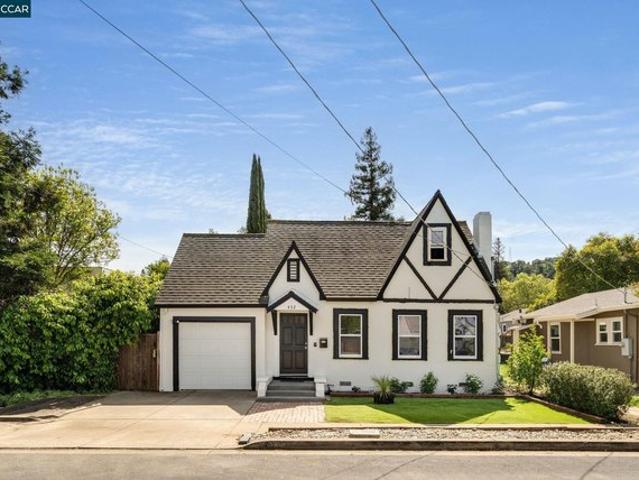 House for sale in Martinez, California