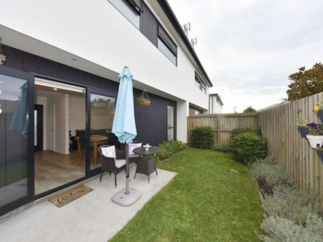 Property for sale in Heathcote, Canterbury