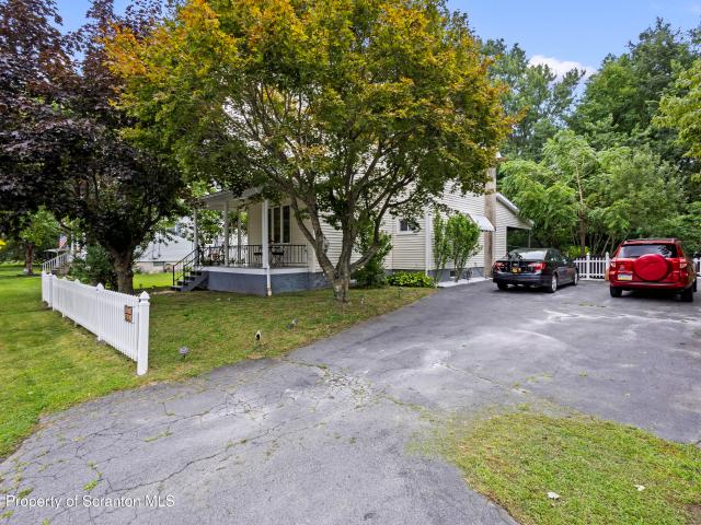 House for sale in Moosic, Pennsylvania