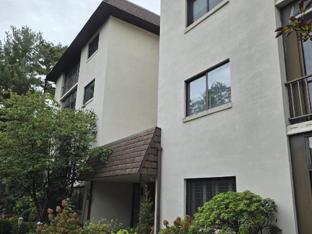Condo for sale in Bryn Mawr, Pennsylvania