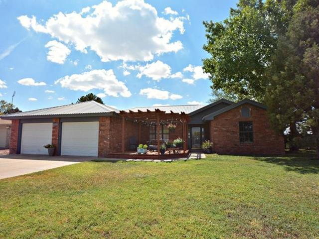 House for sale in Portales, New Mexico