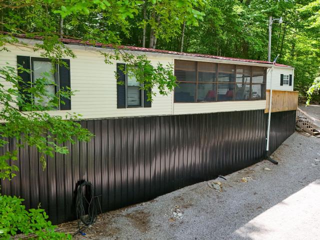 House for sale in Burnside, Kentucky