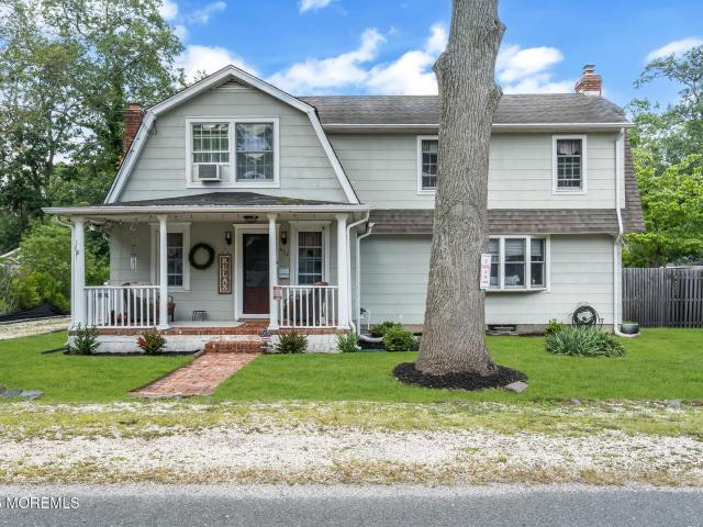 House for sale in Pine Beach, New Jersey
