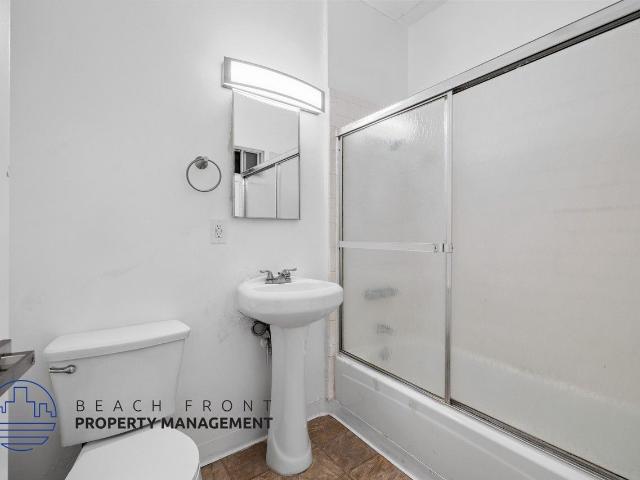 Apartment for rent in Canoga Park, California