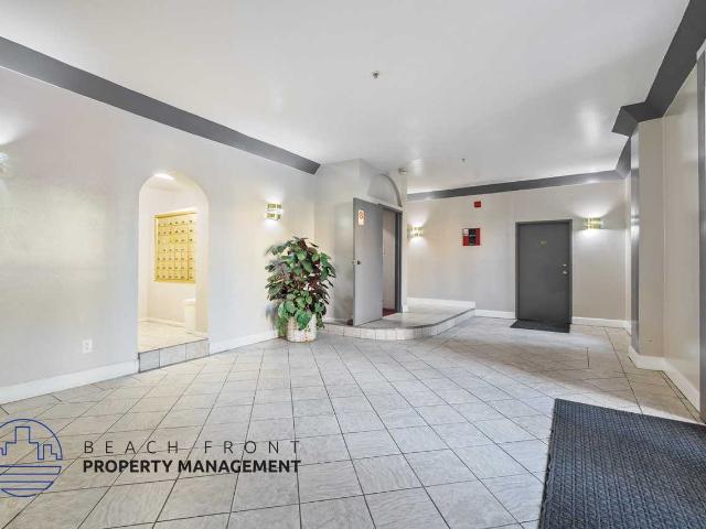 Apartment for rent in Canoga Park, California