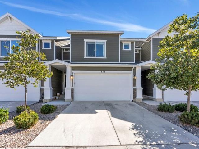 Townhouse for sale in Saratoga Springs, Utah