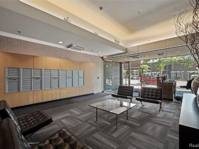Condo for sale in Royal Oak, Michigan
