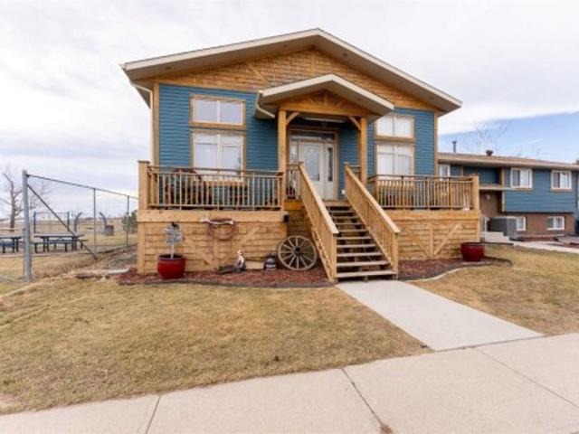 House for sale in Lethbridge, Alberta