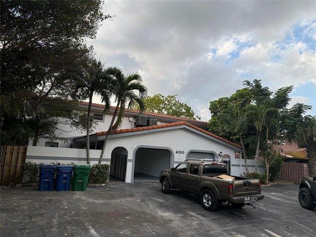 House for sale in Coral Springs, Florida