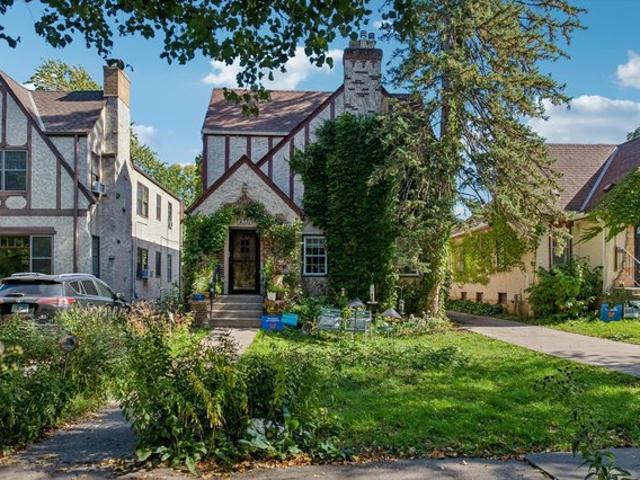 House for sale in Linden Hills, Minneapolis