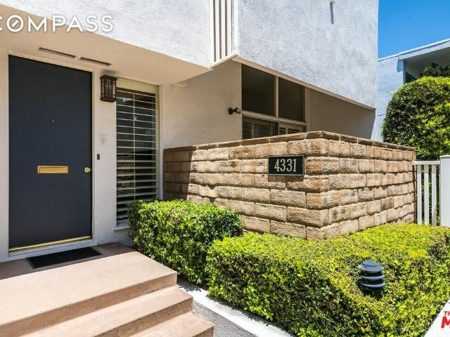 Condo for sale in Burbank