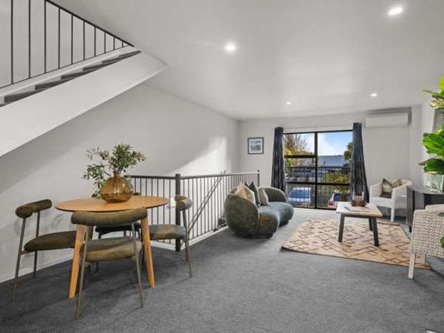 Townhouse for sale in Heathcote, Canterbury