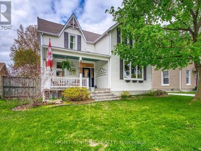 House for sale in Petrolia, Ontario