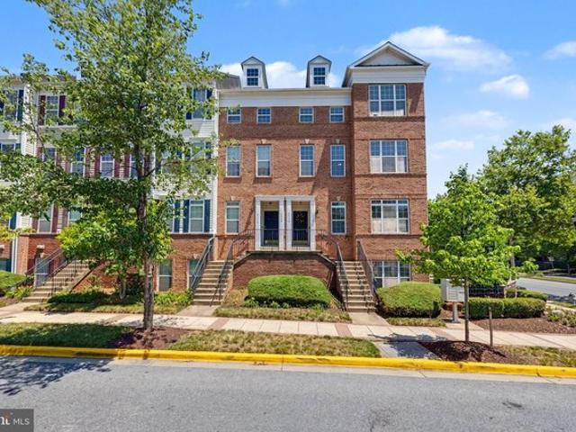 Condo for sale in Suitland, Maryland
