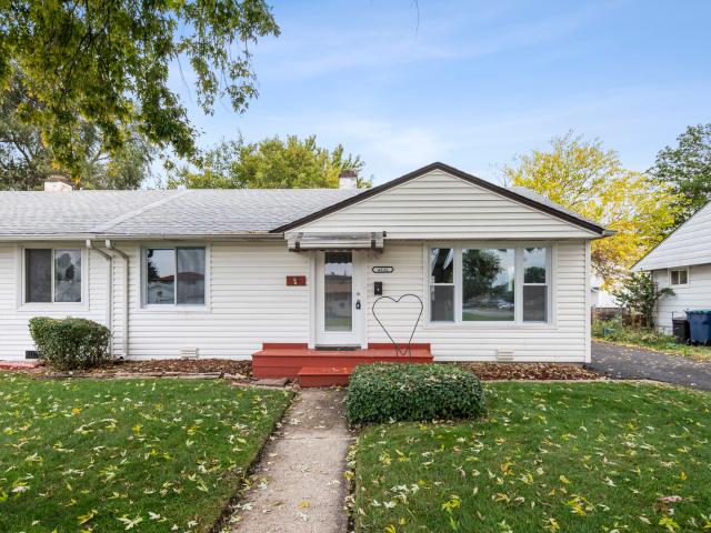 House for sale in Hometown Plaza, Hometown