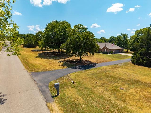 House for sale in Tecumseh, Pottawatomie County