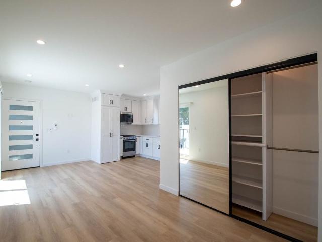 Apartment for rent in Sherman Oaks Neighborhood Council District, Canoga Park