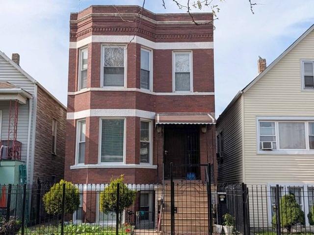 House for sale in Chicago, Cook County