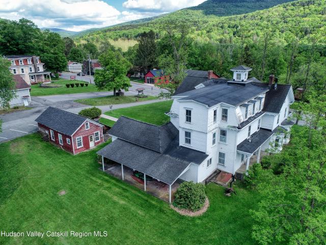 House for sale in New York