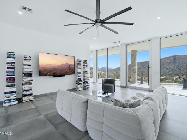 Property for rent in Cave Creek, Arizona