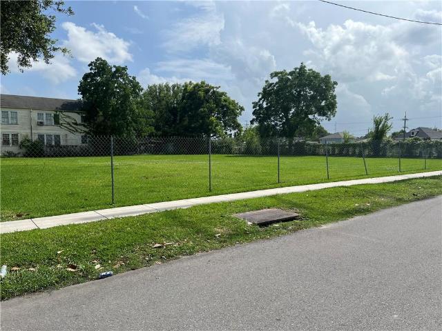 Land for sale in New Orleans, Louisiana
