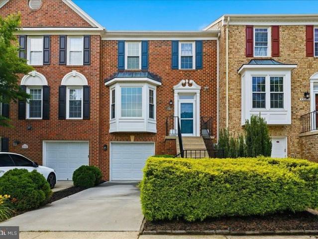 Townhouse for sale in Virginia