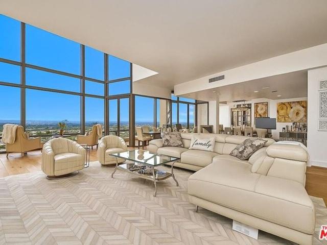 Condo for sale in Marina Del Rey, California