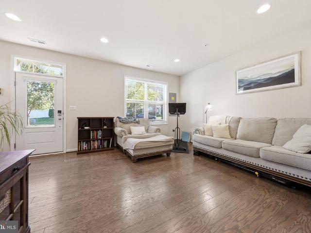 Townhouse for sale in Landsdale, Monrovia