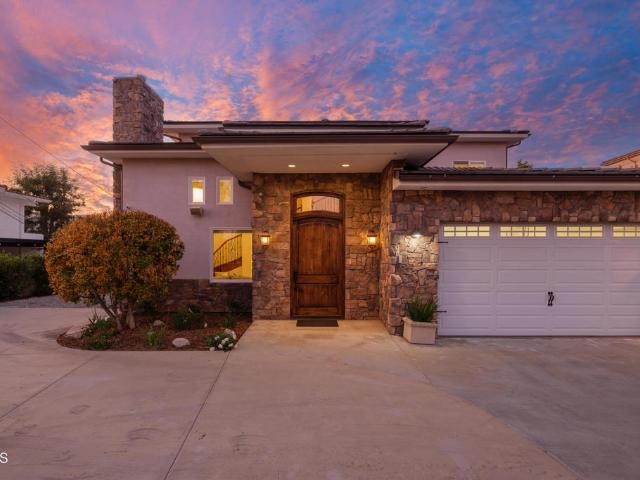 Property for sale in La Canada Flintridge, California