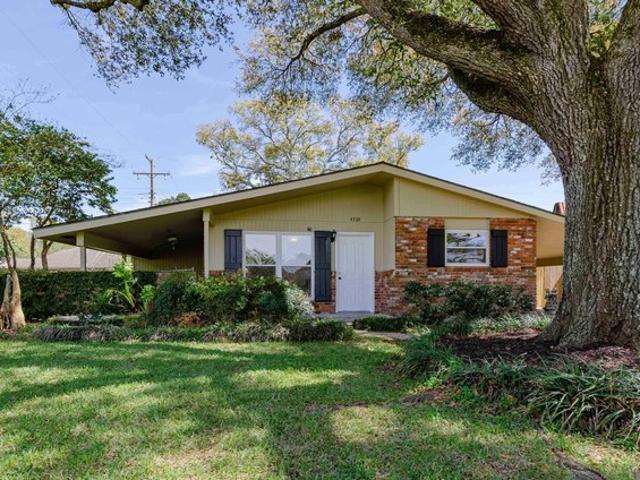 House for sale in Port Allen, Louisiana