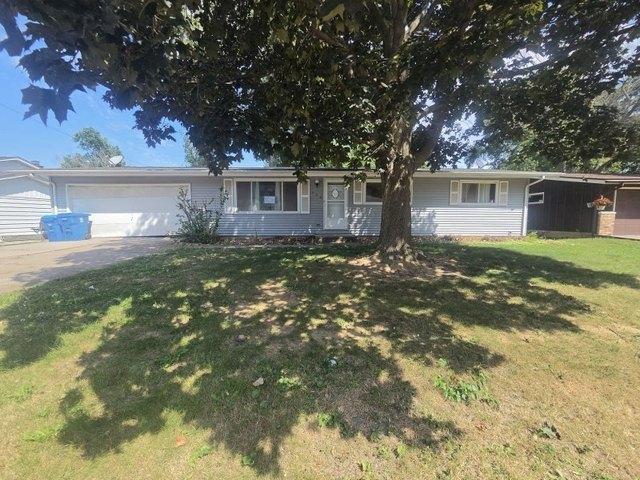 House for sale in Rolling Meadows, East Moline