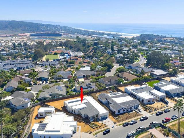 House for sale in Cedros Ave Design District, Solana Beach