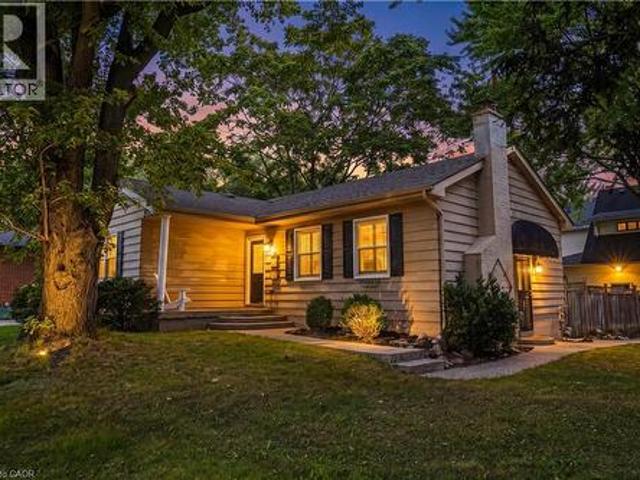 House for sale in Burlington, Ontario