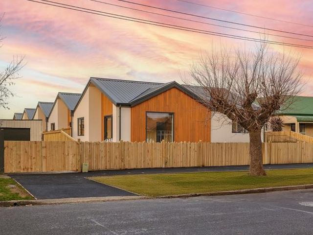 House for rent in Otakou