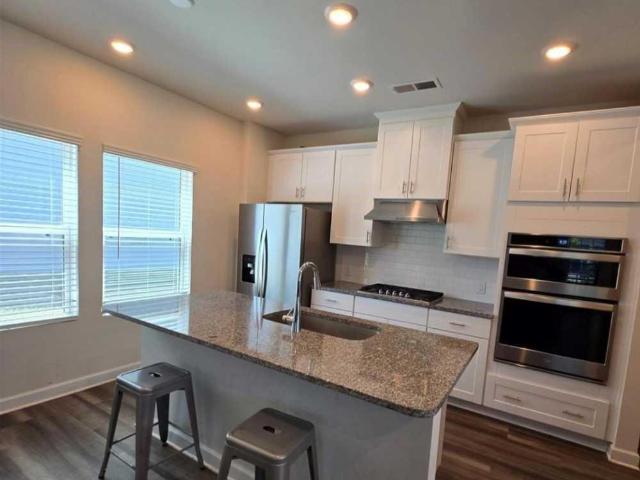 Property for rent in Mecklenburg, North Carolina