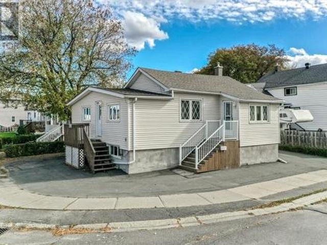 House for sale in Flour Mill, Greater Sudbury