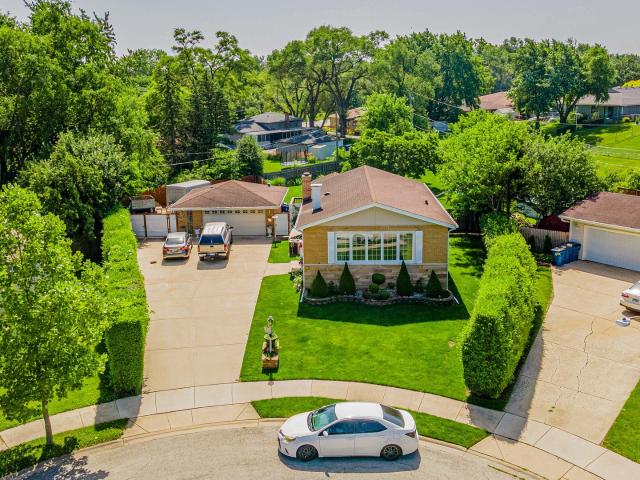 House for sale in Addison, Illinois