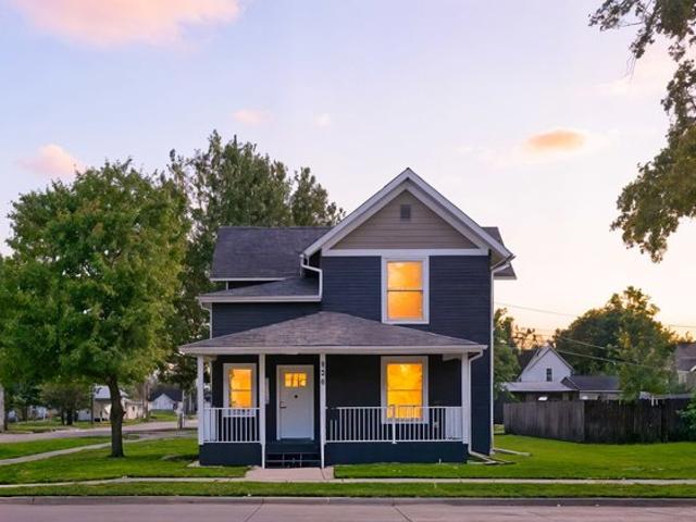 House for sale in Washington, Iowa