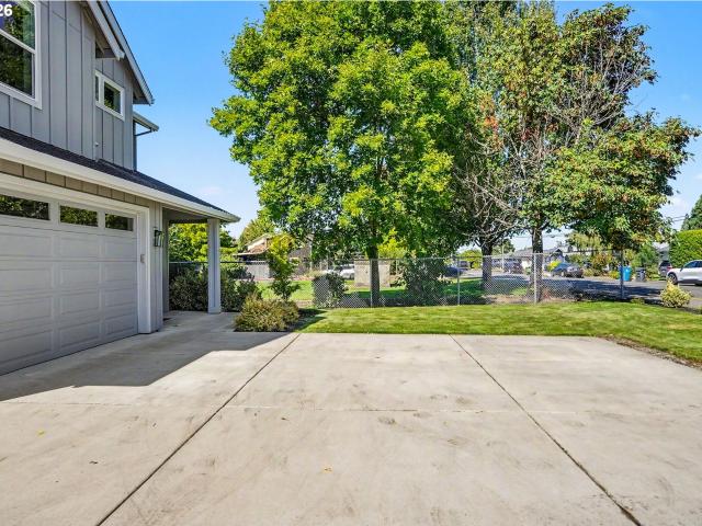 House for sale in Silverton, Marion County