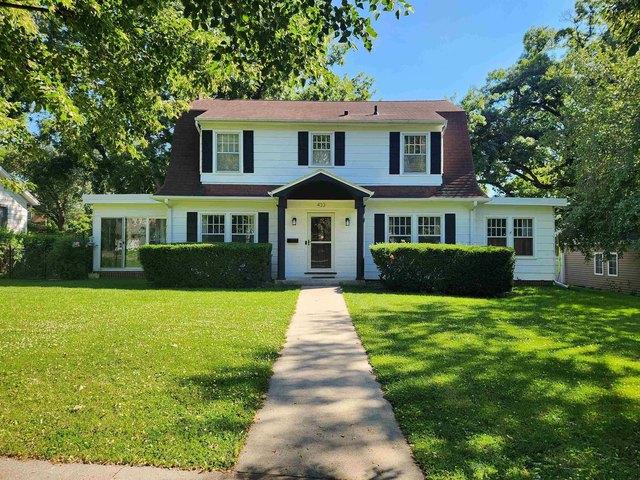 House for sale in Waterloo, Iowa