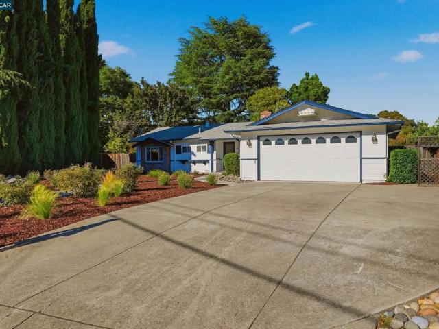 House for sale in Walnut Creek, California