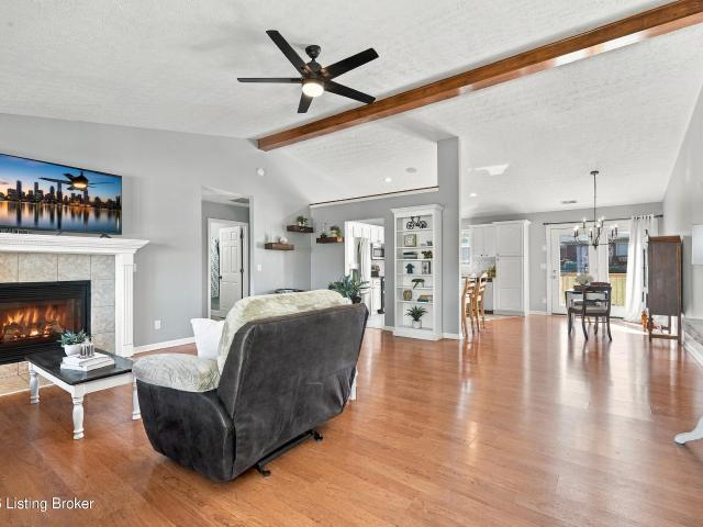 House for sale in Simpsonville, Shelby County