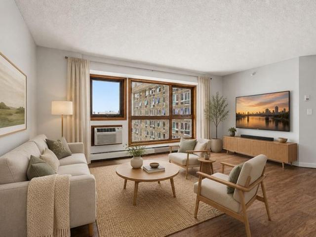 Condo for sale in Hennepin, Minnesota