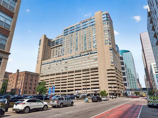 Condo for sale in Hennepin, Minnesota