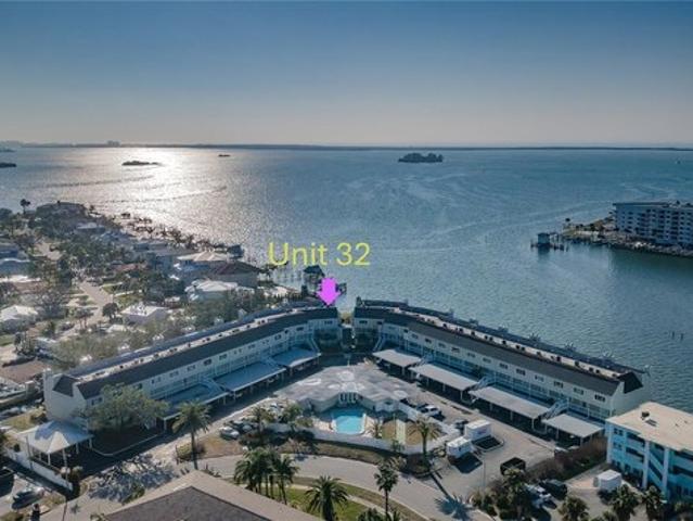 Condo for sale in Dunedin, Florida