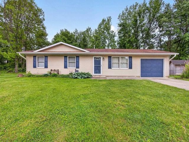 House for sale in Ellettsville, Indiana