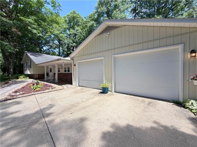 House for sale in Mercer, Pennsylvania